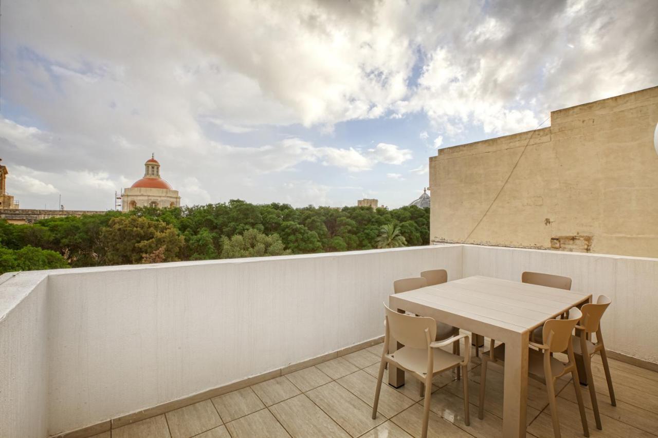 Fl56 - New 3Storey House - Private Entrance & Roof Il-Furjana Buitenkant foto